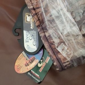 Mossy Oak Arctic Shield hand warmer nwt